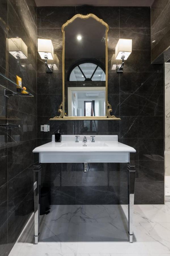 Borgo Pinti Suites Le Stanze Dei Nobili Флоренция Экстерьер фото