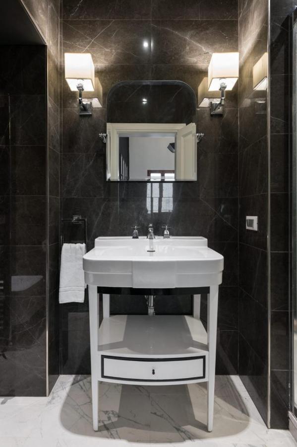 Borgo Pinti Suites Le Stanze Dei Nobili Флоренция Экстерьер фото