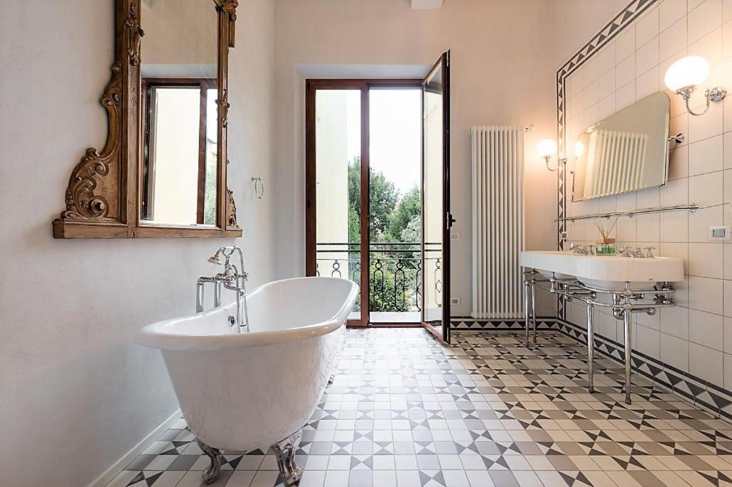 Borgo Pinti Suites Le Stanze Dei Nobili Флоренция Экстерьер фото
