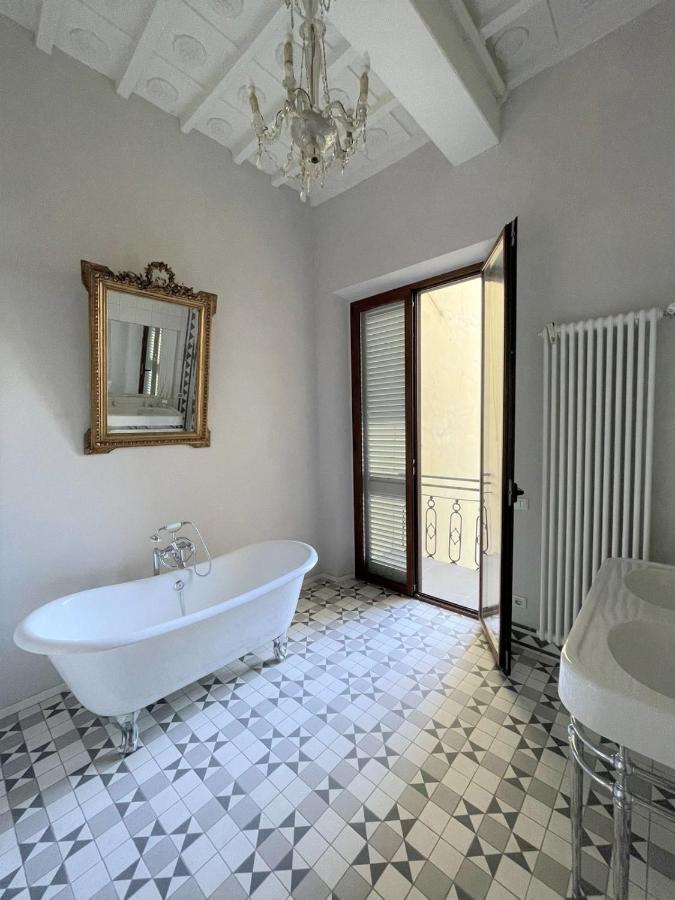 Borgo Pinti Suites Le Stanze Dei Nobili Флоренция Экстерьер фото